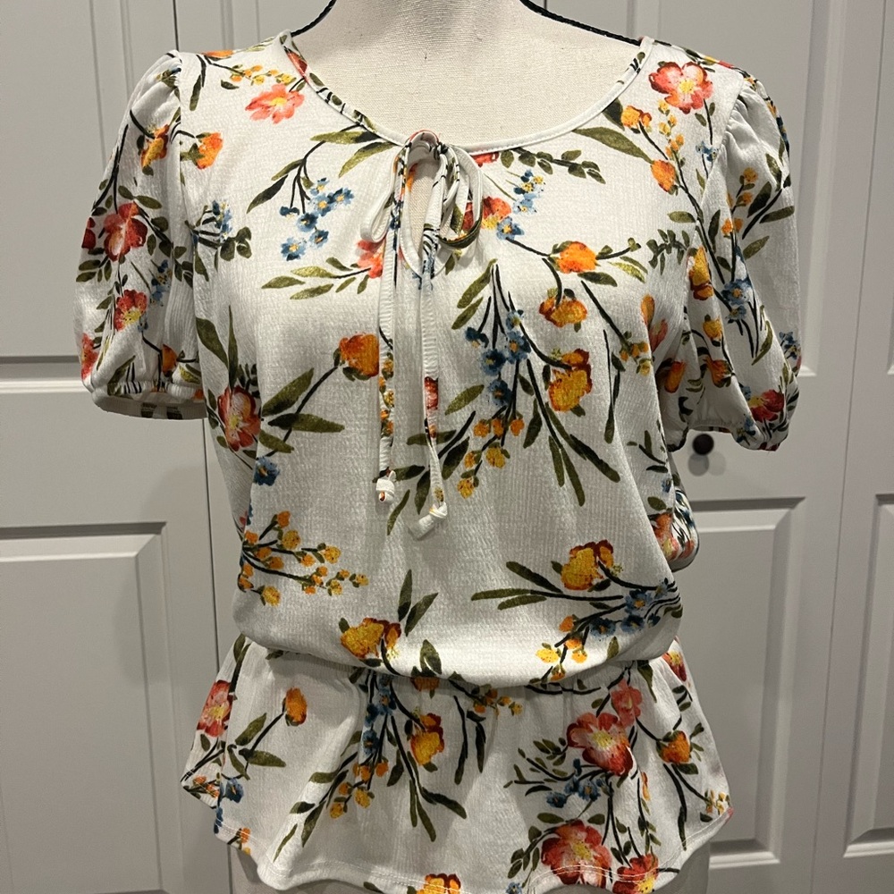 Iz Byer Floral Tie-Front Blouse - Multicolor